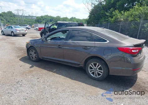 2015 Hyundai Sonata Se z USA, uszkodzony, nr VIN 5NPE24AF0FH160255